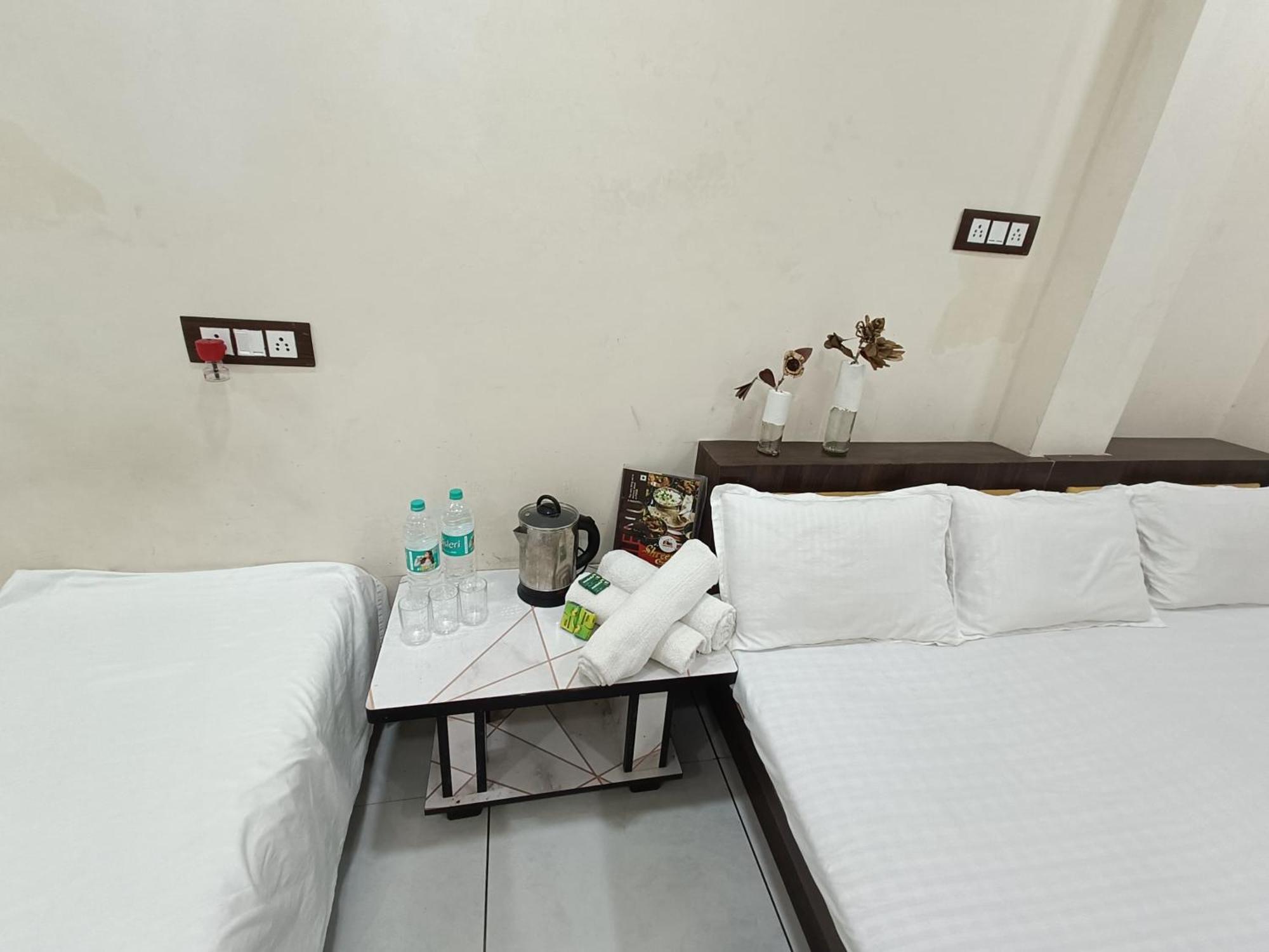 Treebo Yatri Grah Kshipra T Hotel Ujjain Luaran gambar